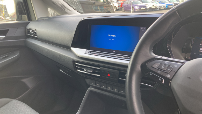 Ford Transit Connect 250 L2 Petrol 1.5 EcoBoost PHEV 150 Limited Van Auto